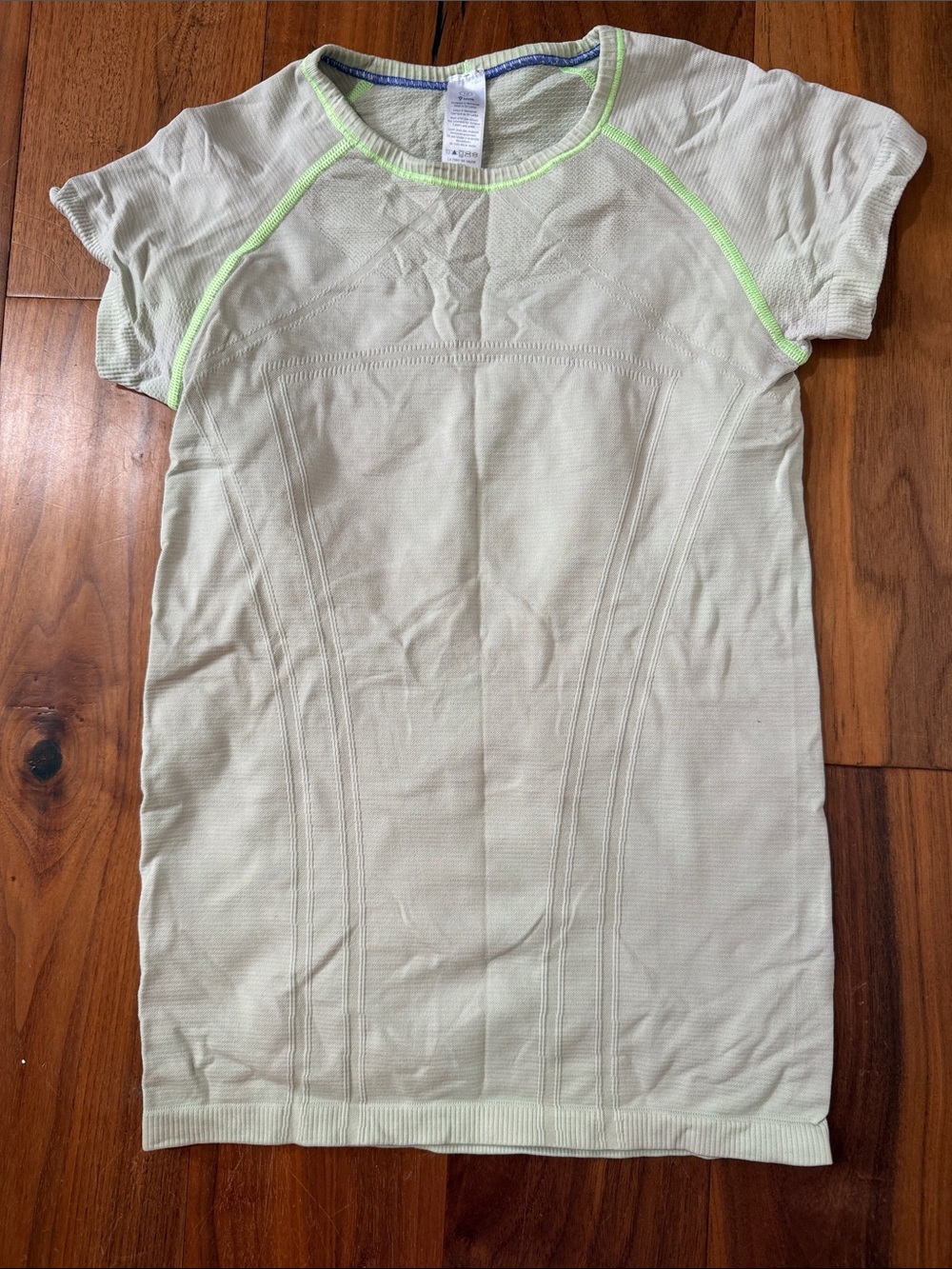 Ivivva Light Yellow Short Sleeve Athletic Top with Neon Trim